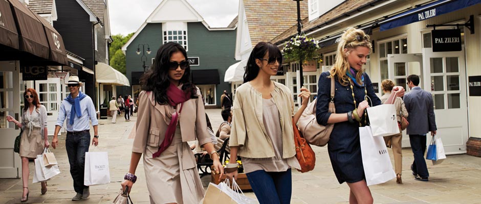 Bicester Village Tour (Outlet shopping)